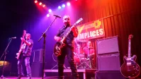 RC 3complices Gasolinera Rock 14